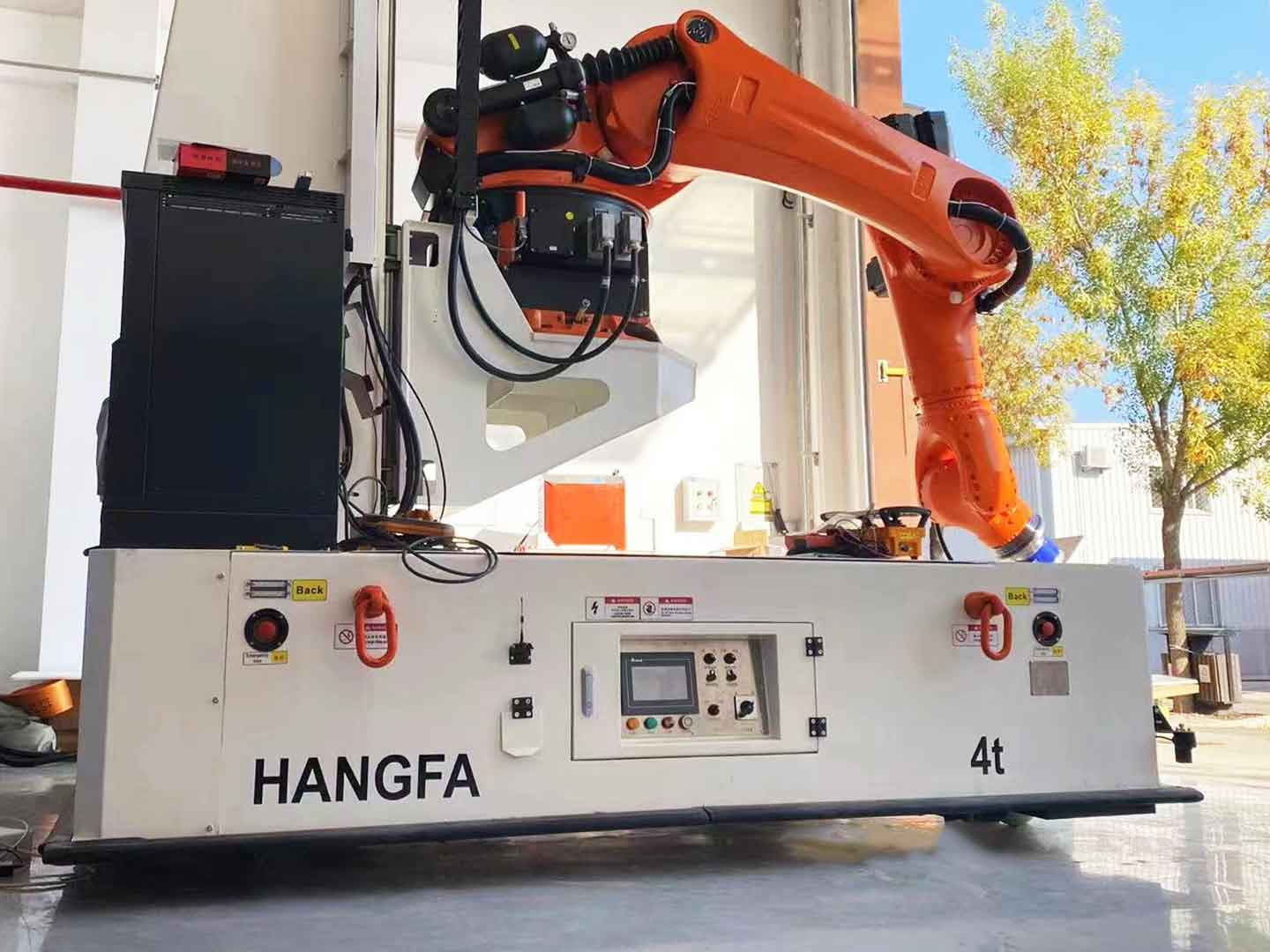 Application of 4t Omnidirectional AGV in Carrying Robot Arm-0
