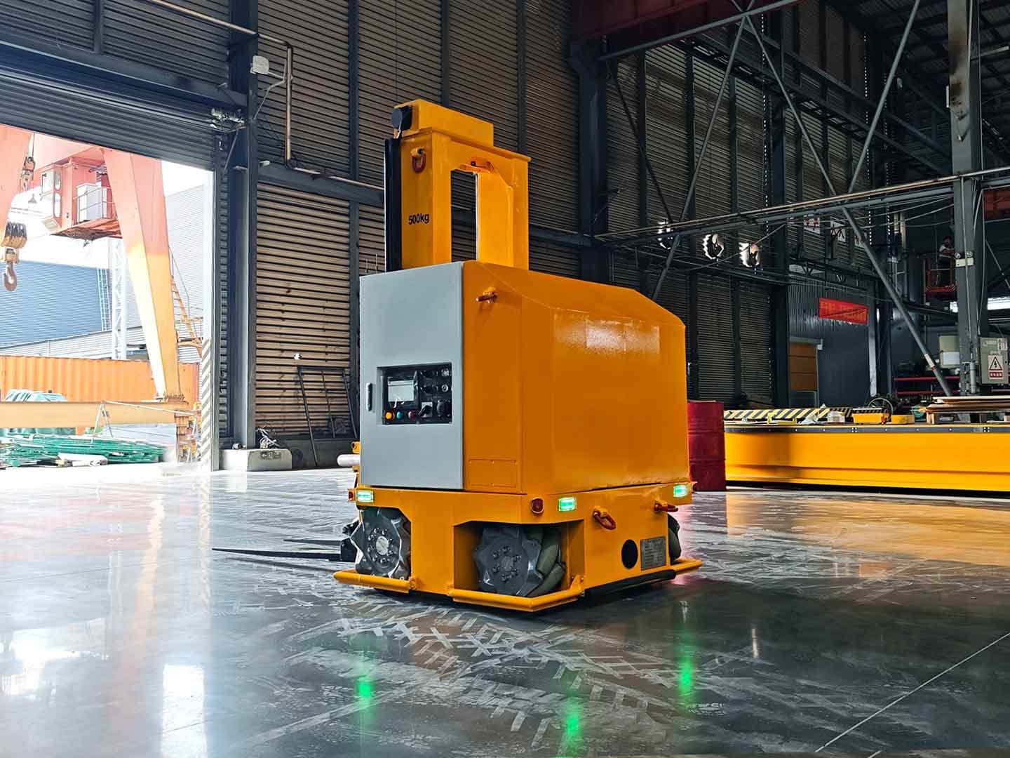 500kg叉车应用于转运工件-1