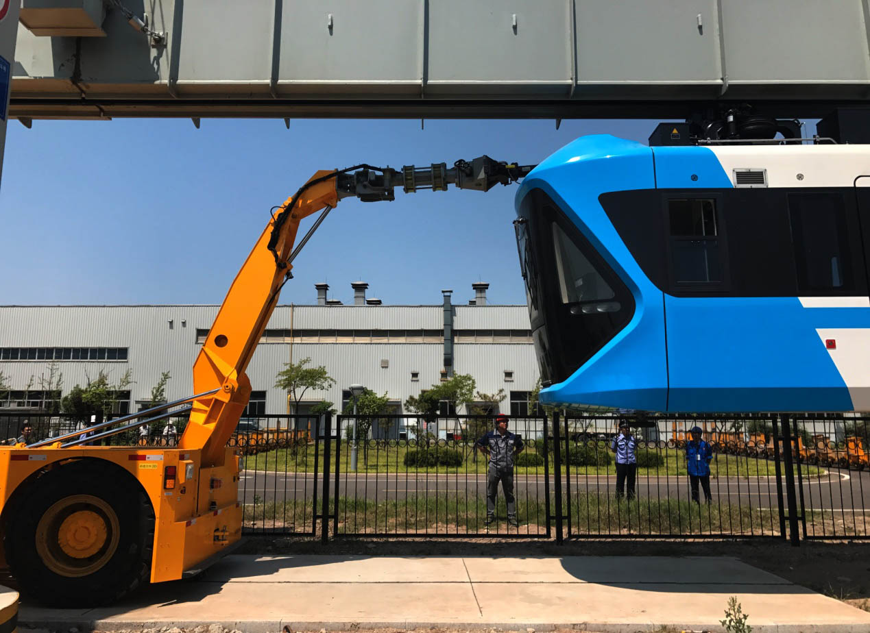 成都开云(中国)空轨列车专用调拉车-1.jpg