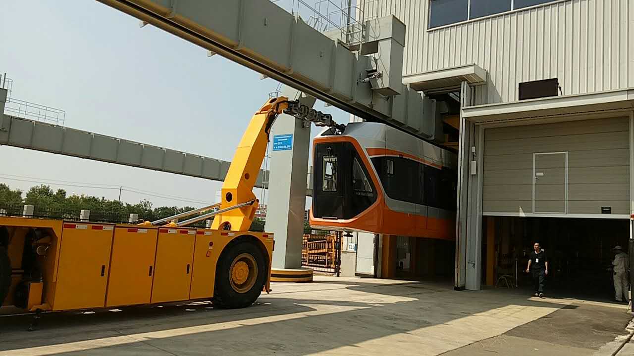 成都开云(中国)空轨列车专用调拉车-3.jpg