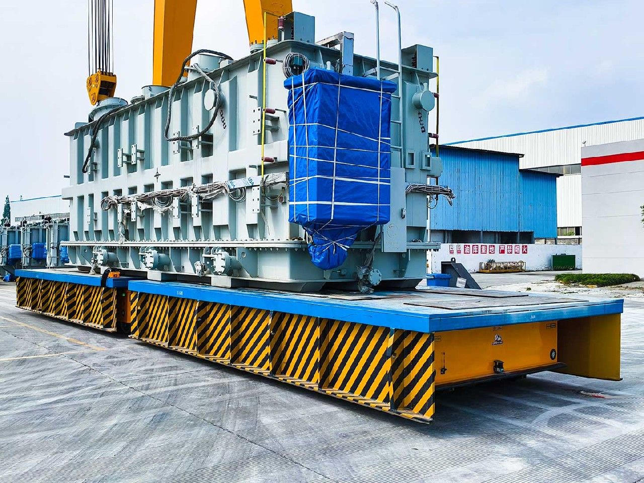 110t Dual-Vehicle Synchronized Heavy-Duty Transport Vehicle for Transformer Transportation